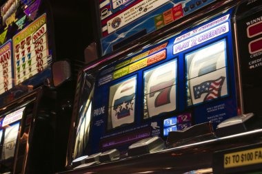 rtp sanghoki app showing live-dealer blackjack table with professional dealer